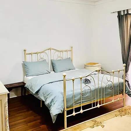 1 Salina Seaview Retreat *