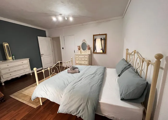 Konukevi 1 Salina Seaview Retreat *