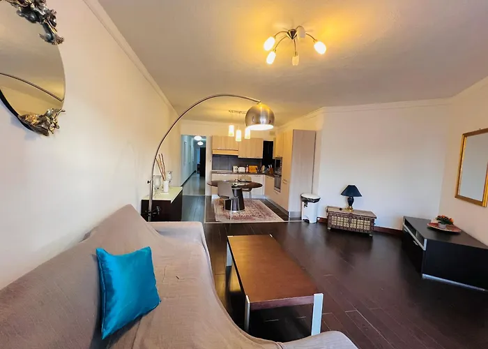 Konukevi 1 Salina Seaview Retreat *